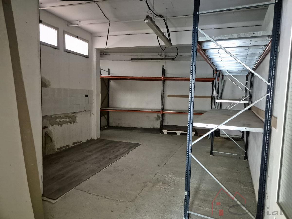 For sale of commercial in Burjassot