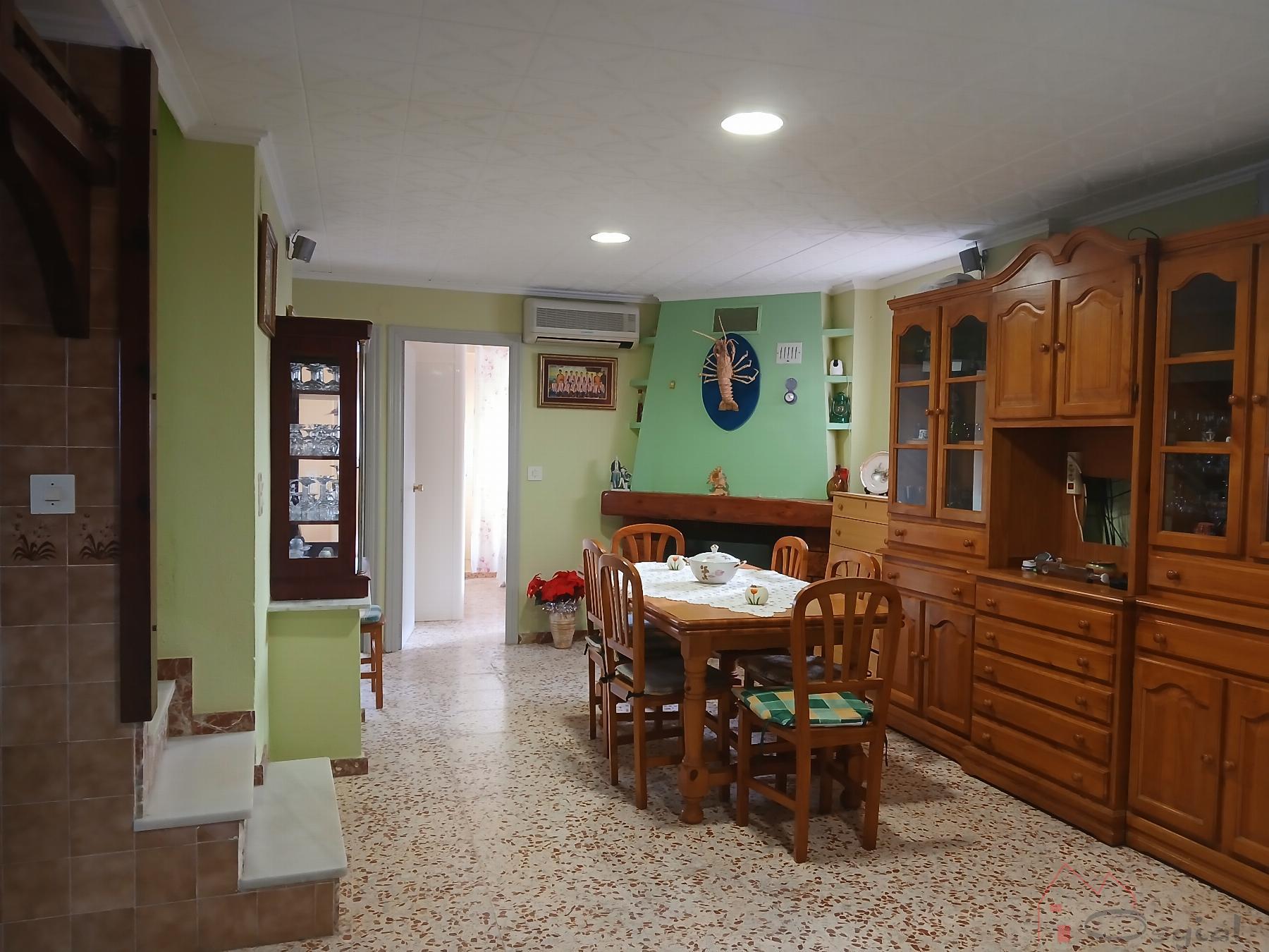 For sale of chalet in Cullera