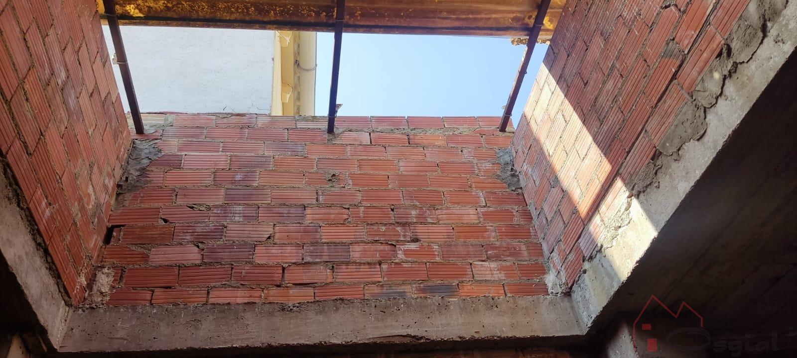 Vente de bâtiment dans Favara