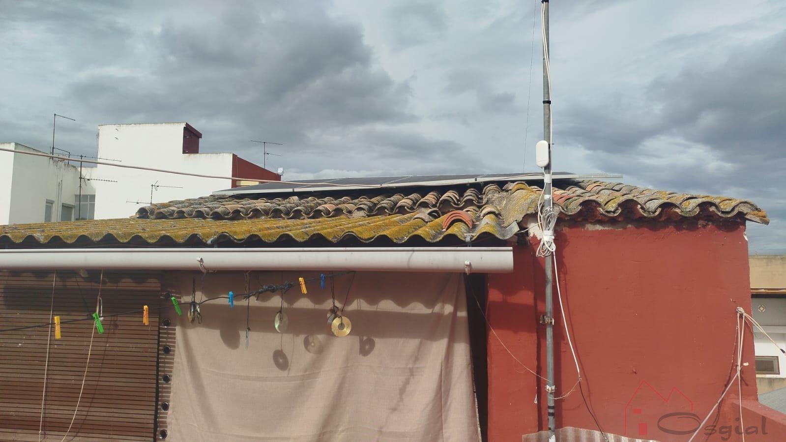 For sale of house in Llaurí