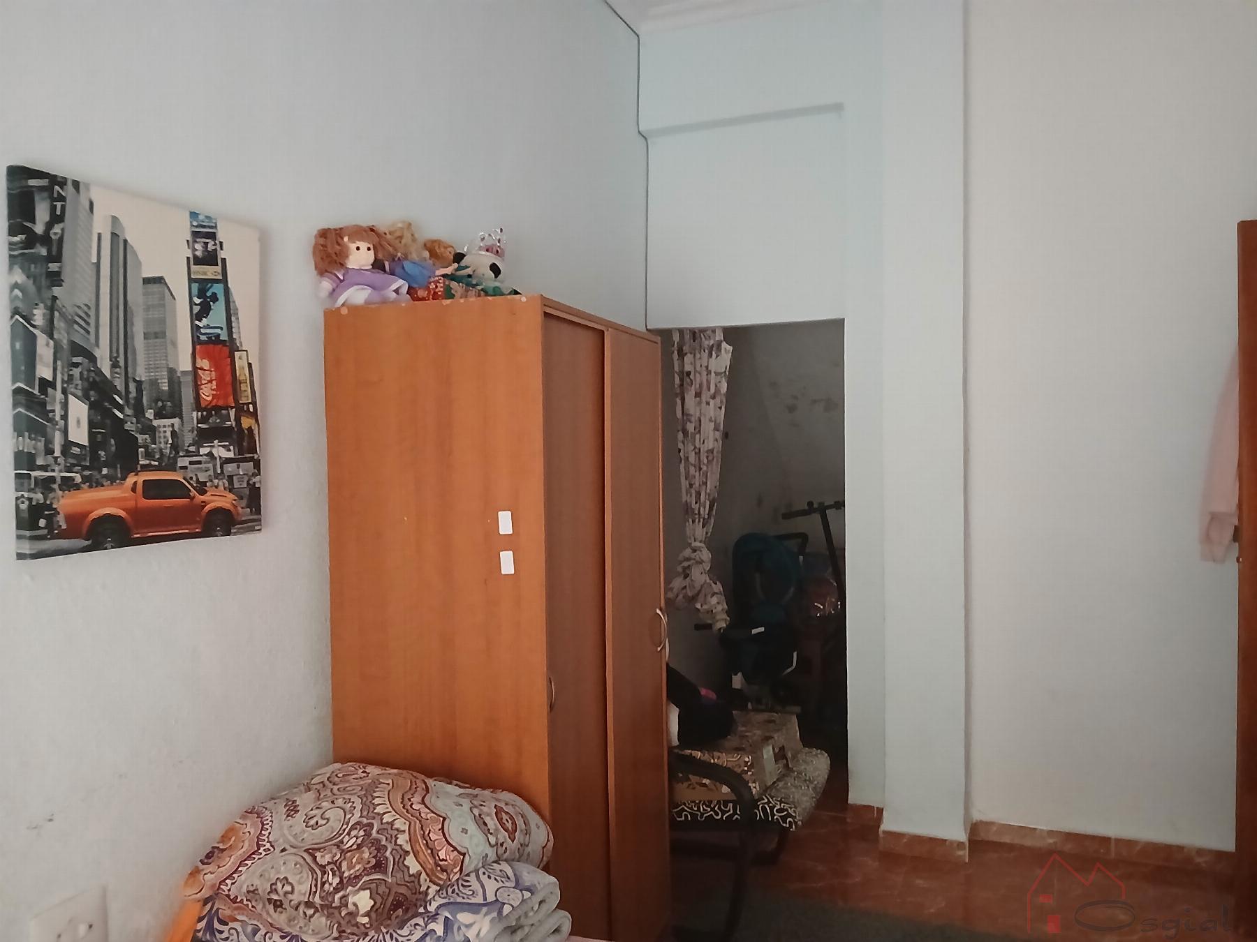 Продажа от

 Домa на Corbera