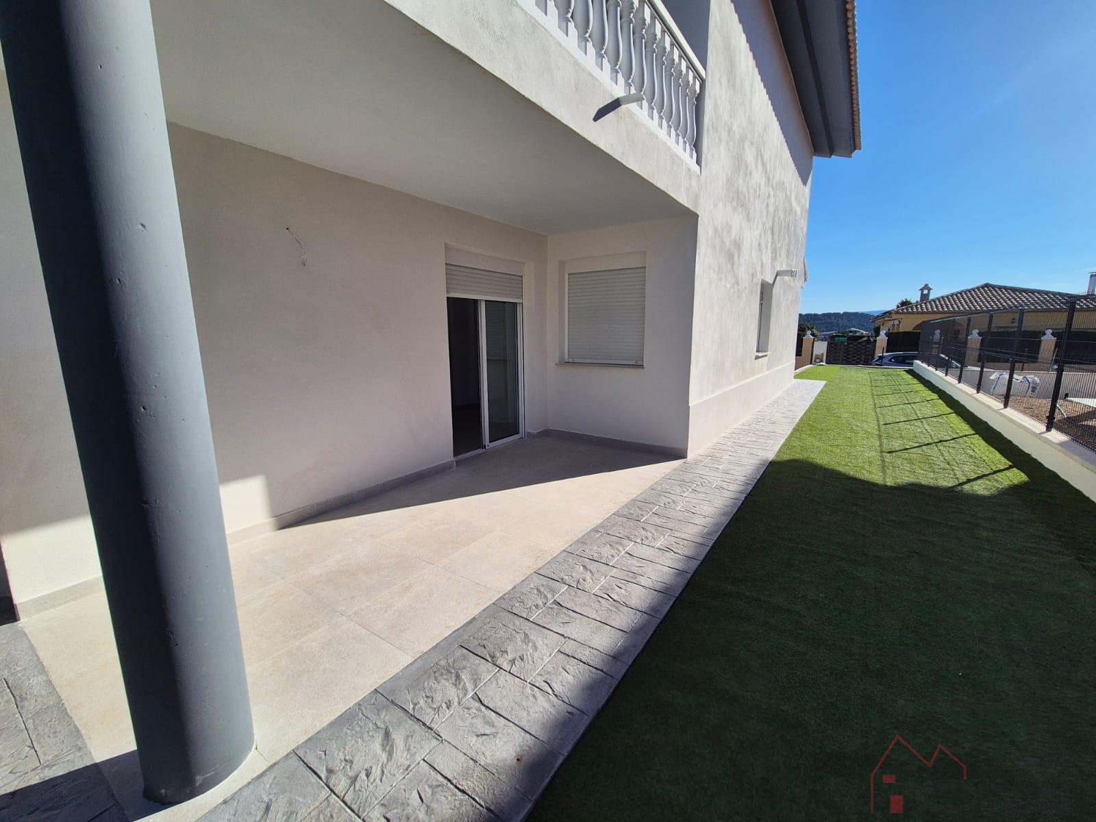 Venta de chalet en Monserrat