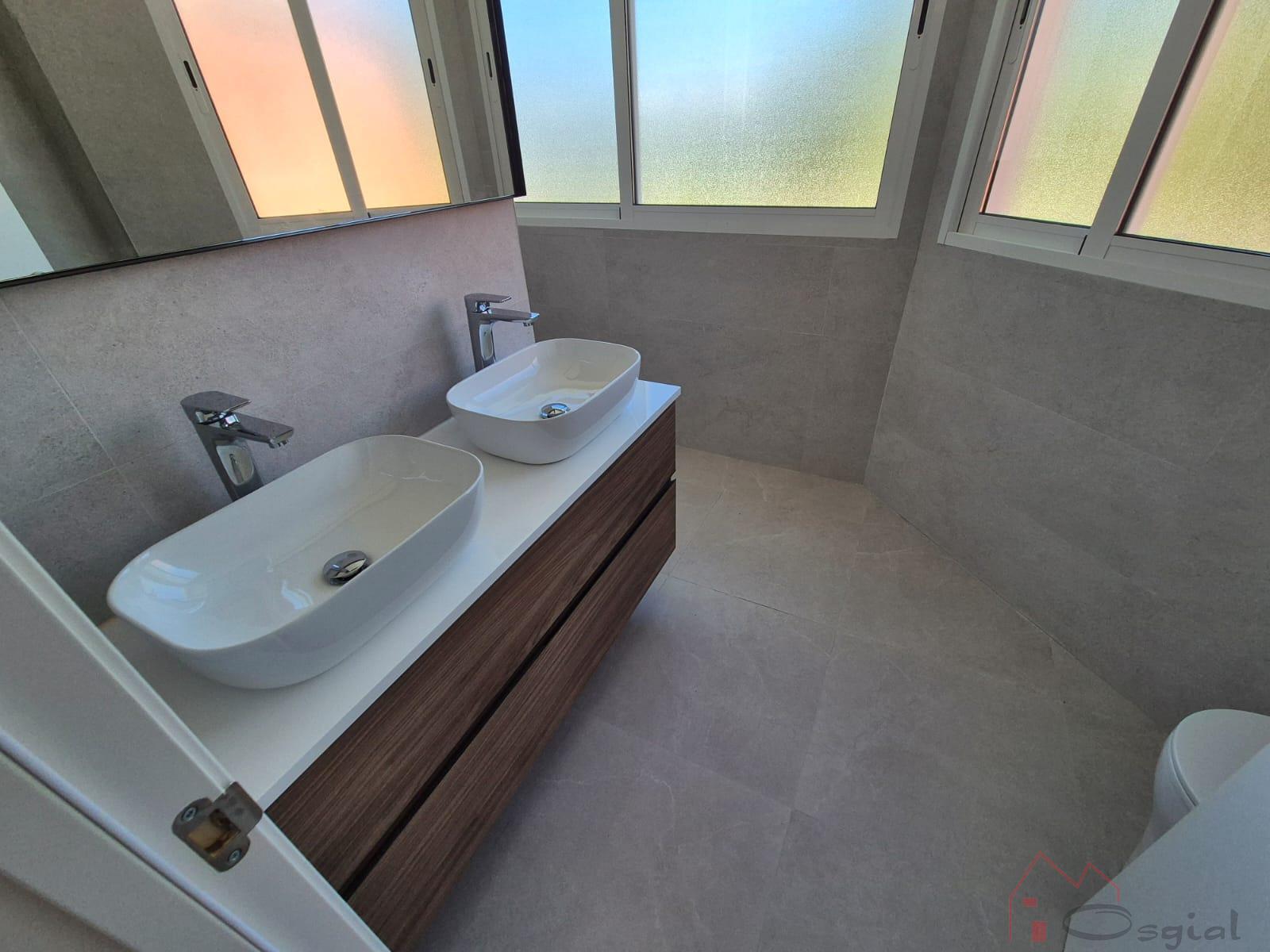 Venta de chalet en Monserrat