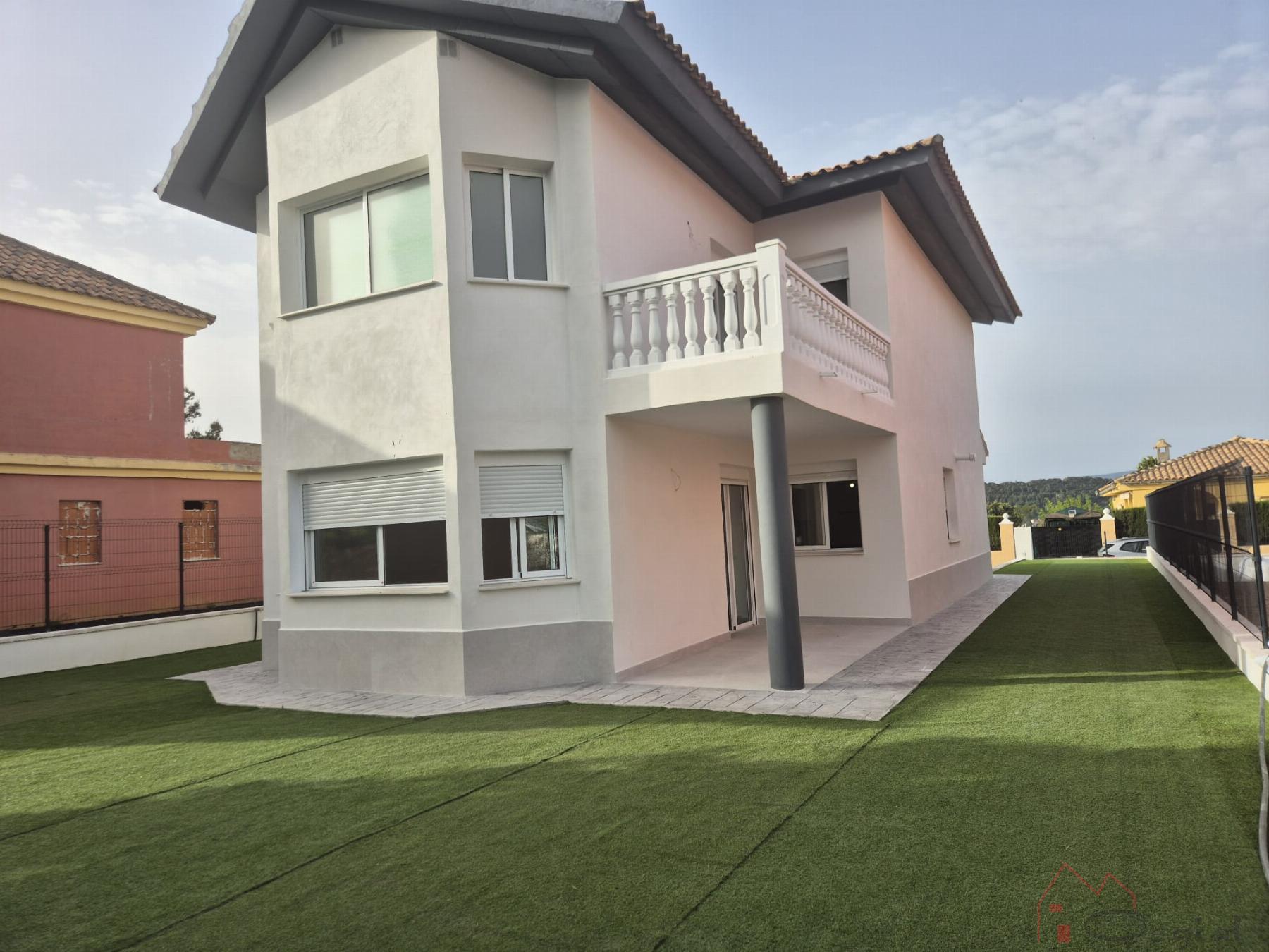 Venta de chalet en Monserrat