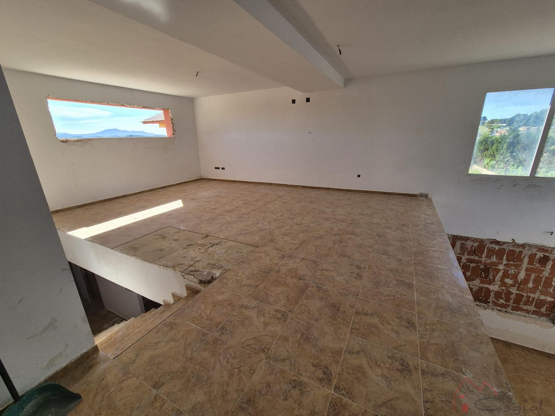 For sale of chalet in Monserrat