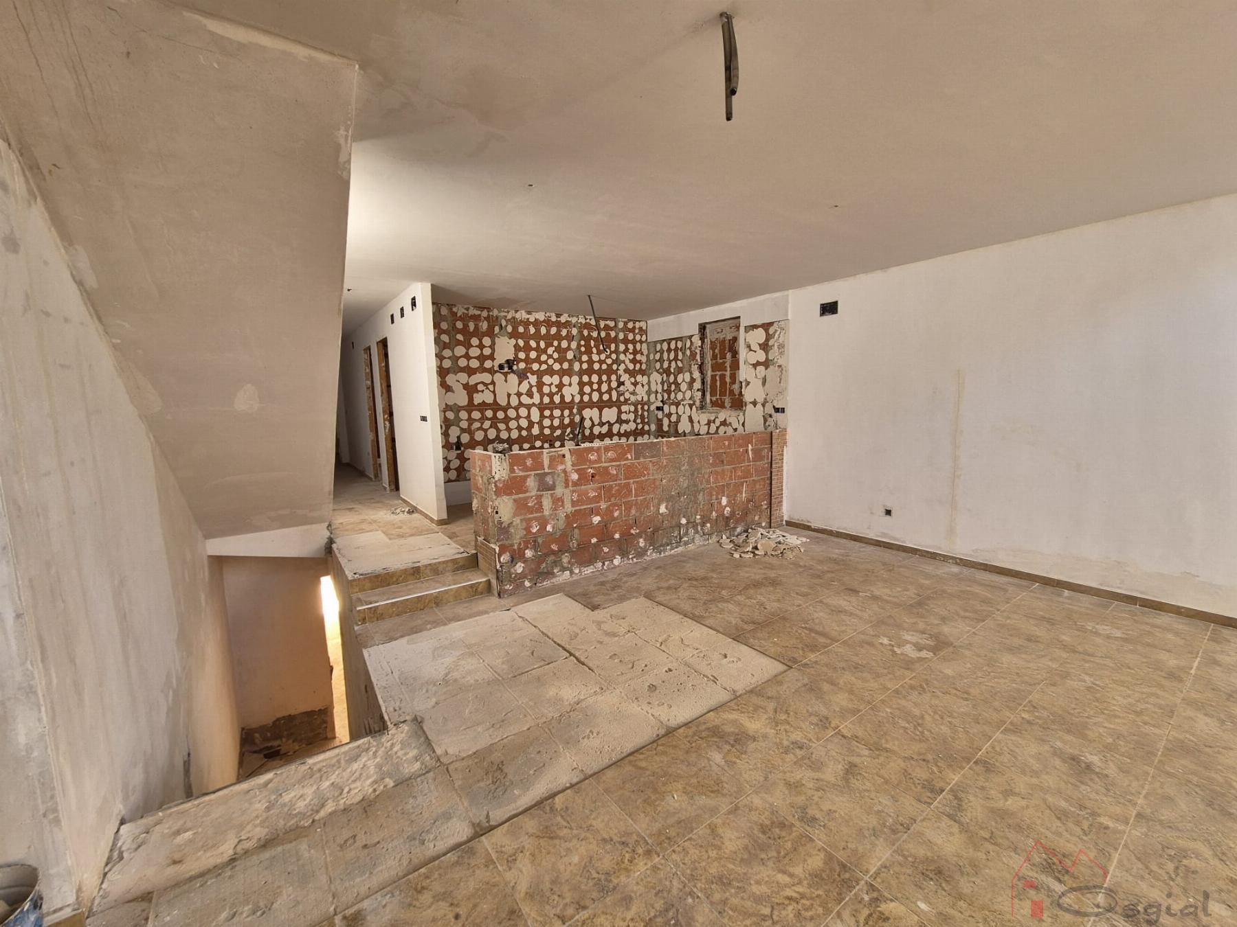 For sale of chalet in Monserrat