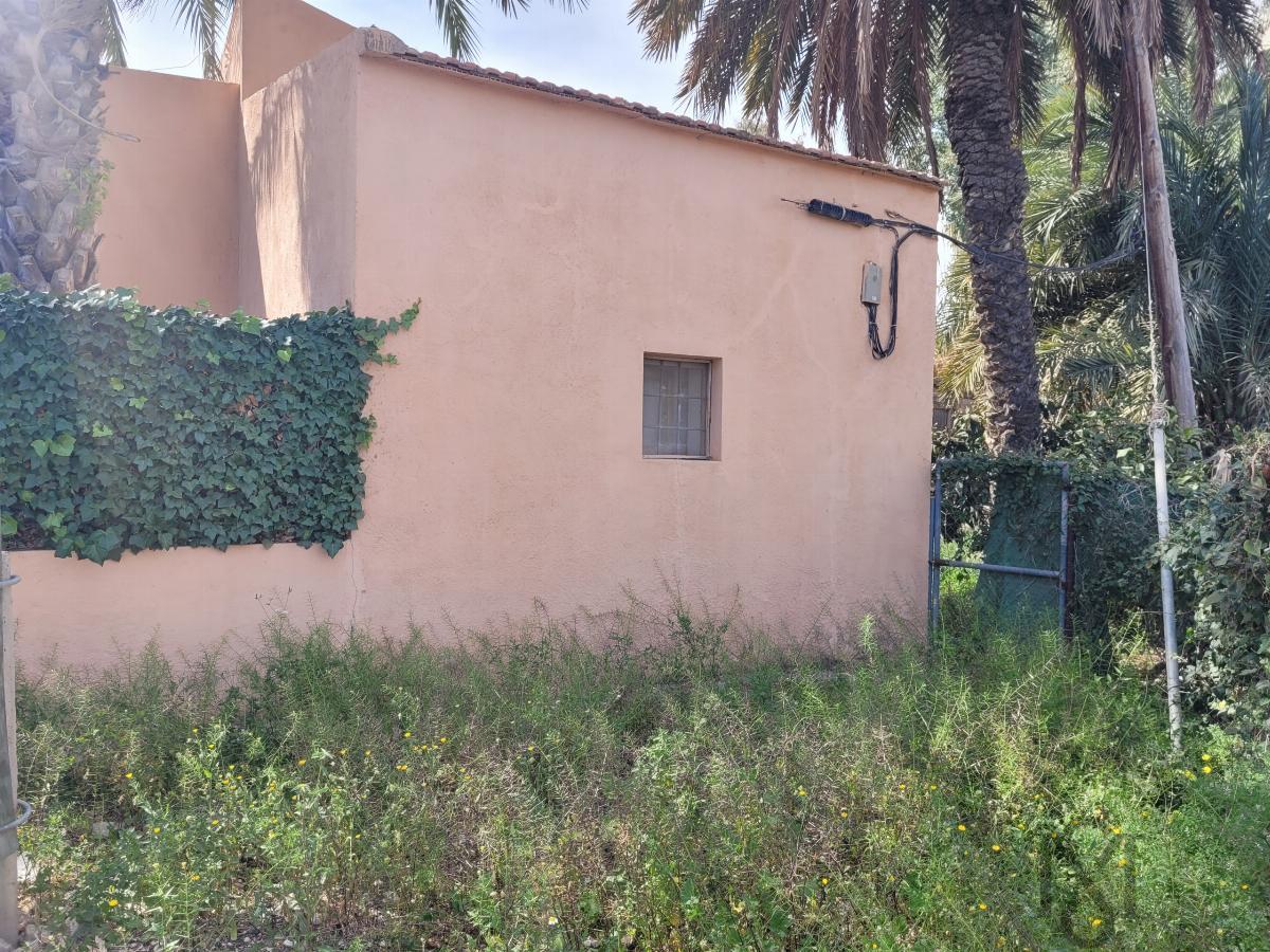 For sale of rural property in Turre