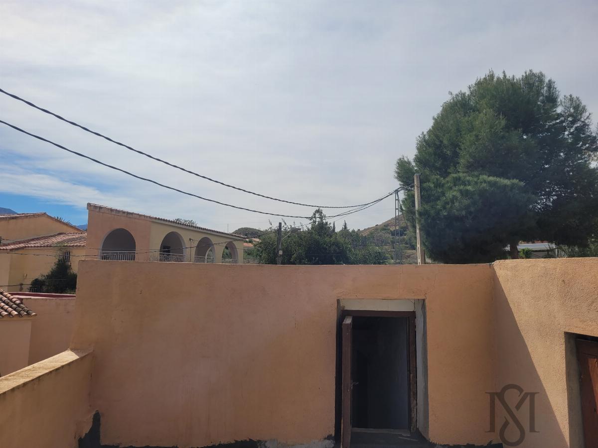 For sale of rural property in Turre