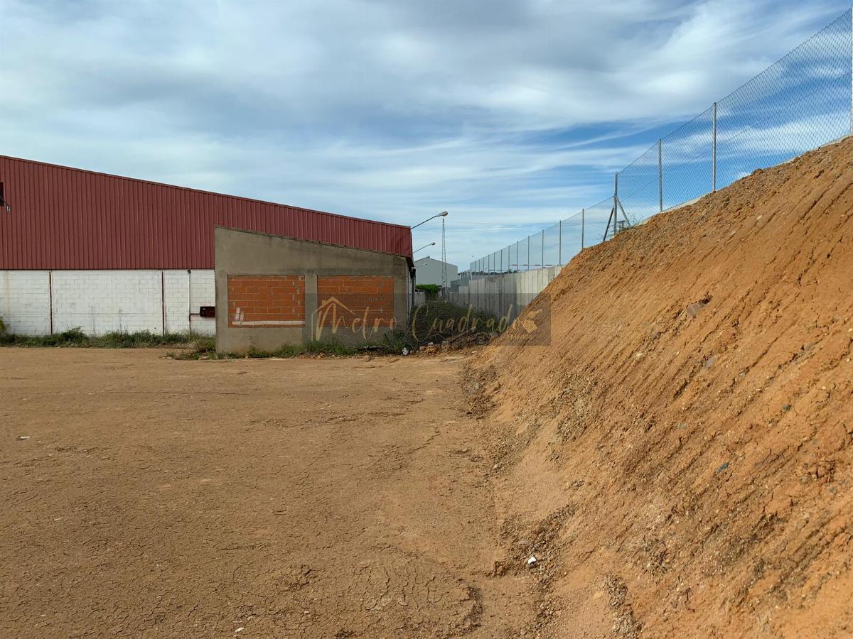 Alquiler de nave industrial en Mérida