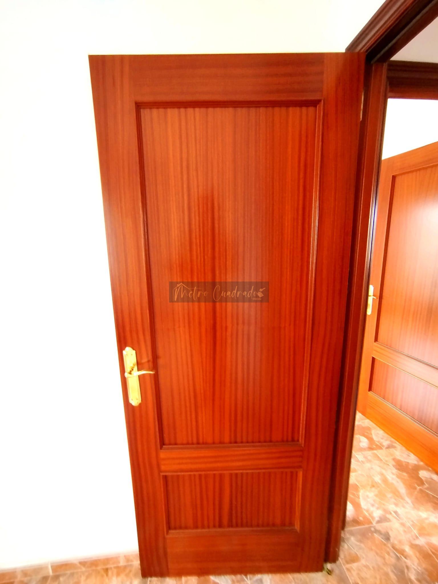 For sale of chalet in Aljucén