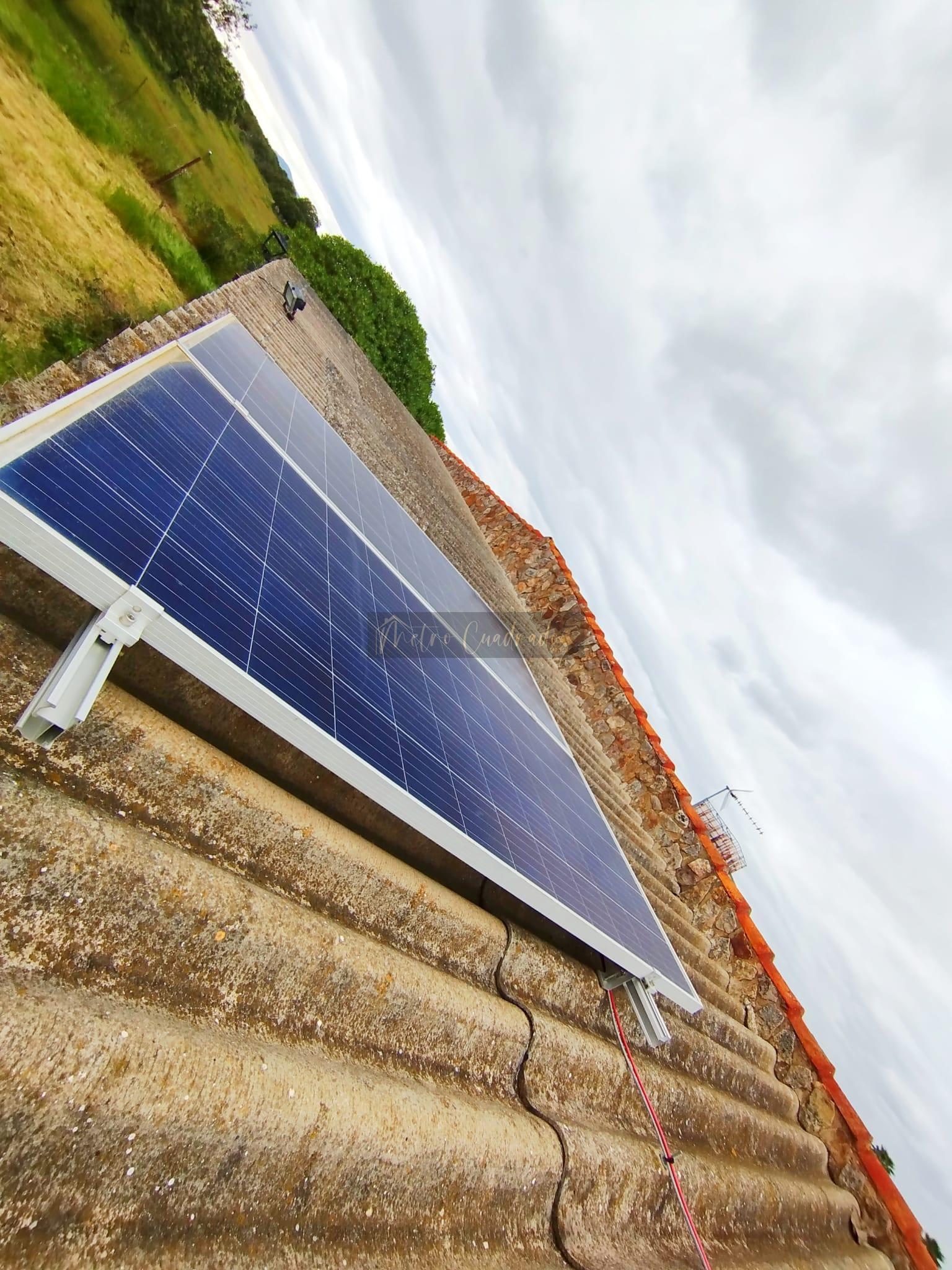 For sale of rural property in Valverde de Mérida