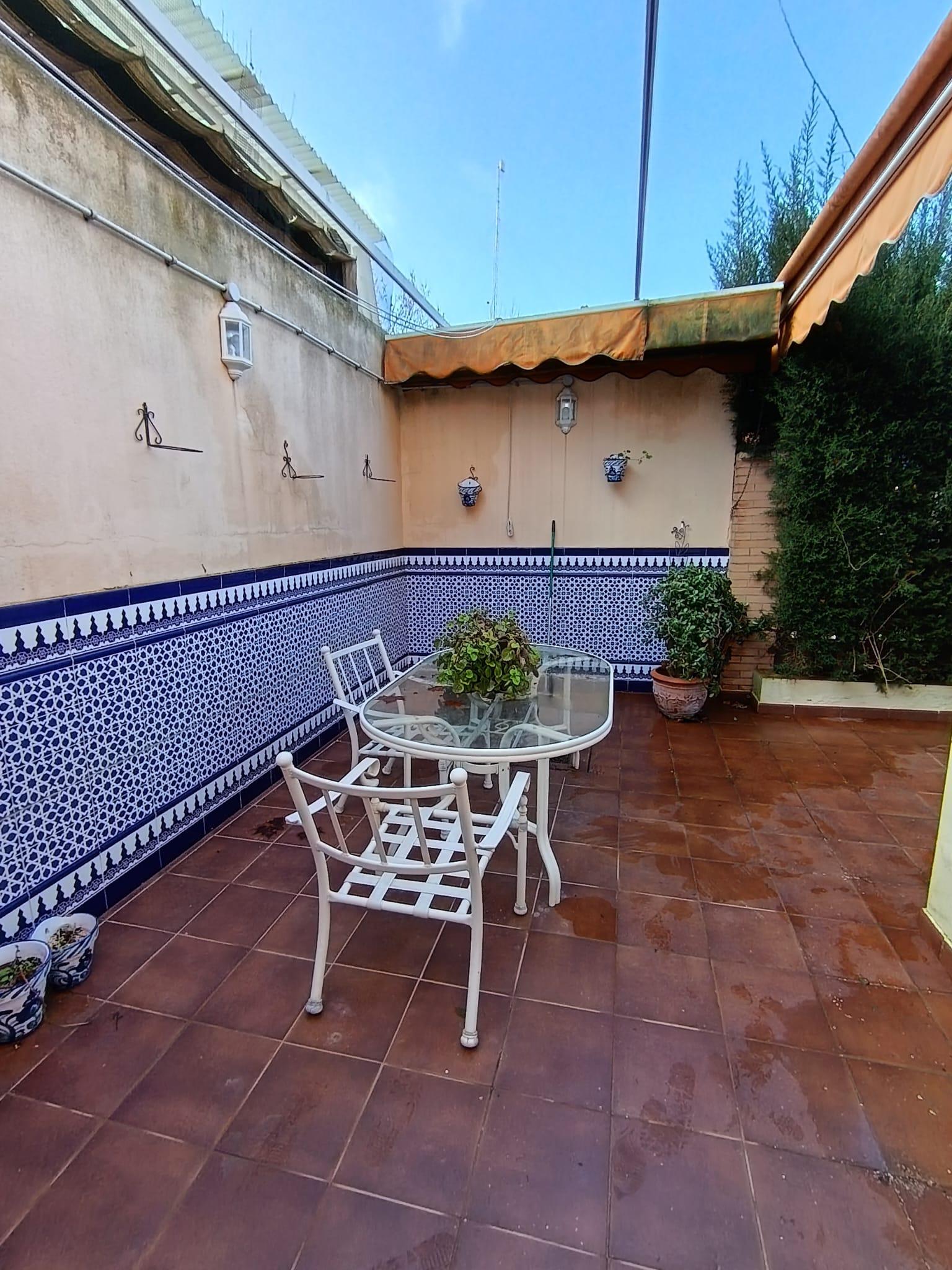 For sale of duplex in Almendralejo