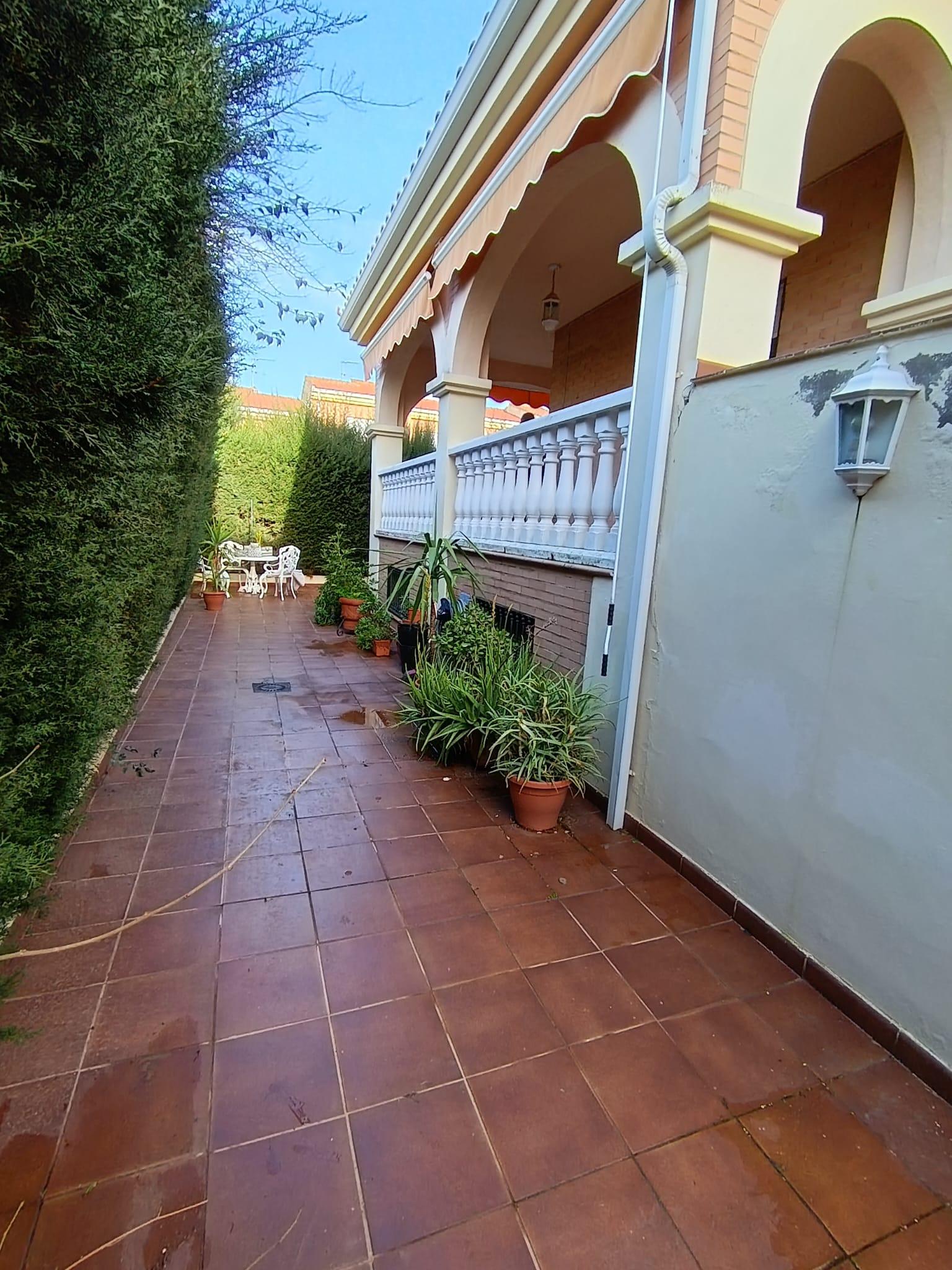 For sale of duplex in Almendralejo