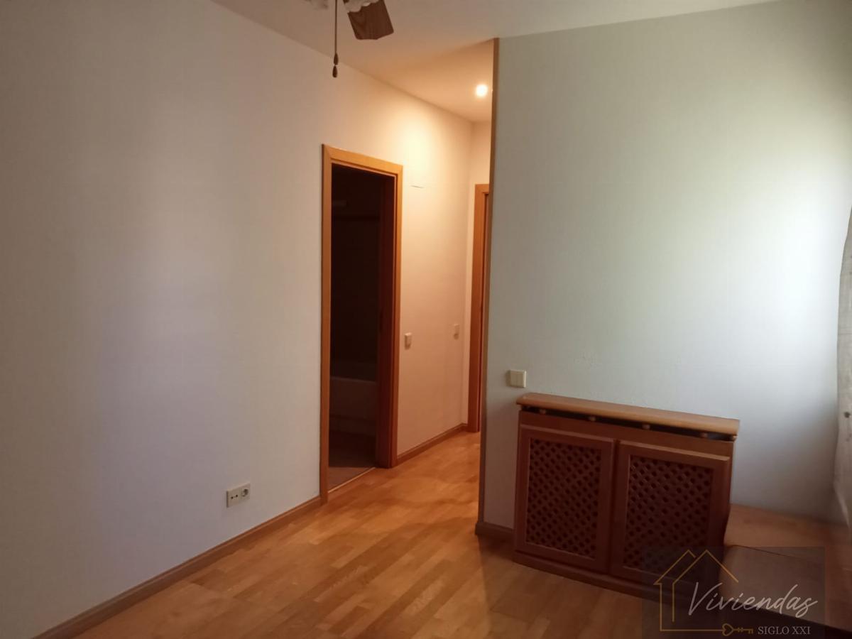 For rent of flat in Boadilla del Monte