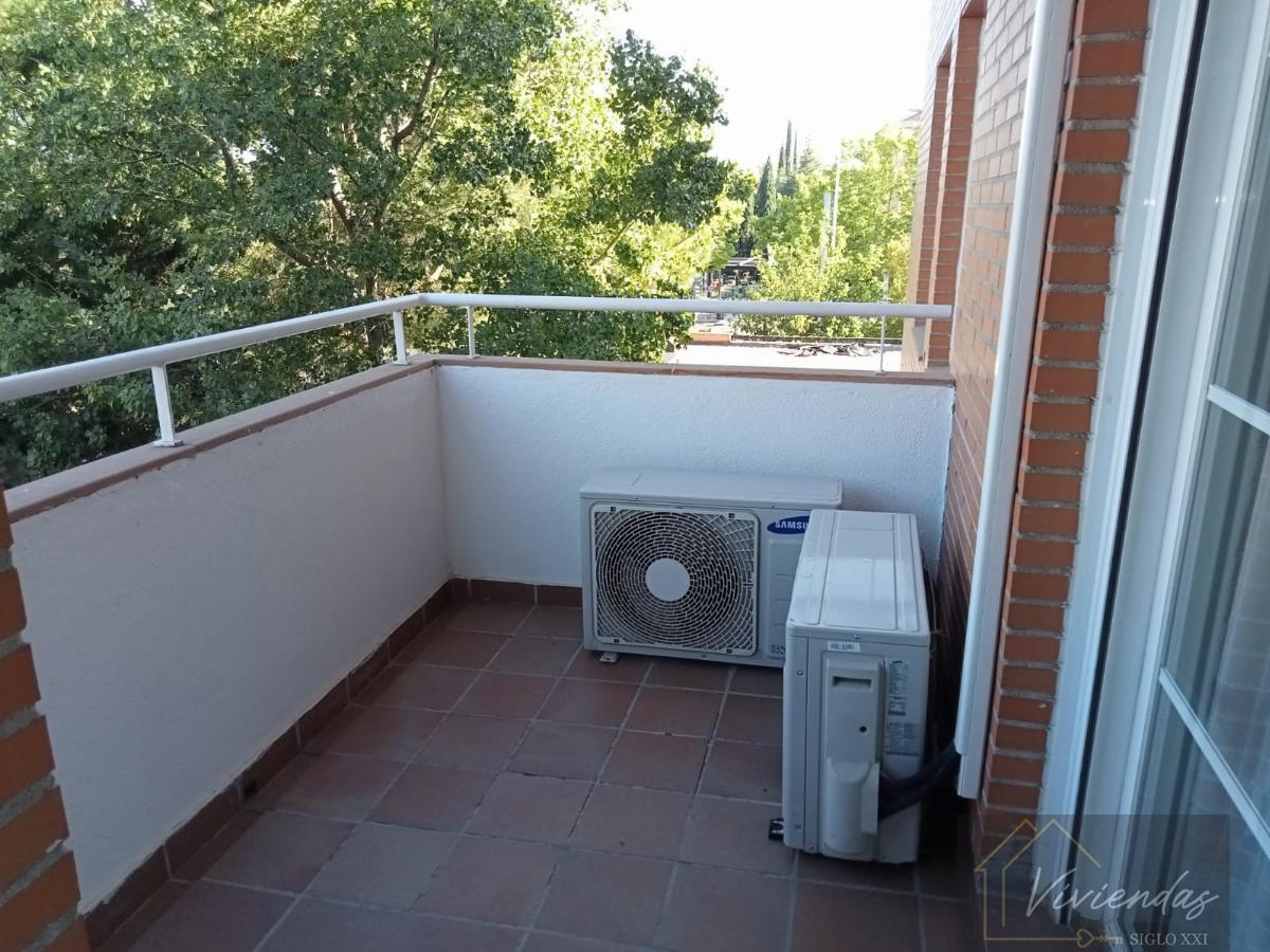 For rent of flat in Boadilla del Monte