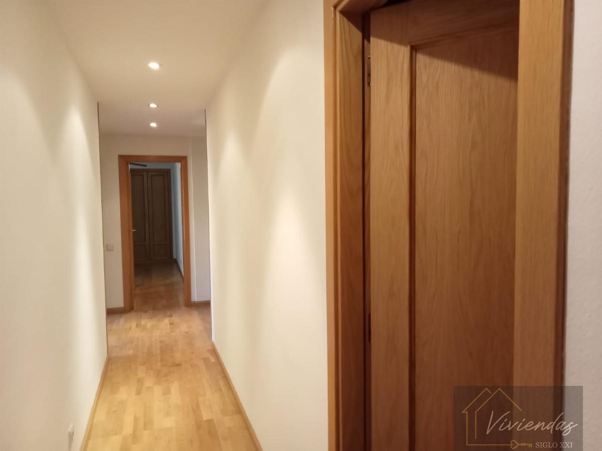 For rent of flat in Boadilla del Monte