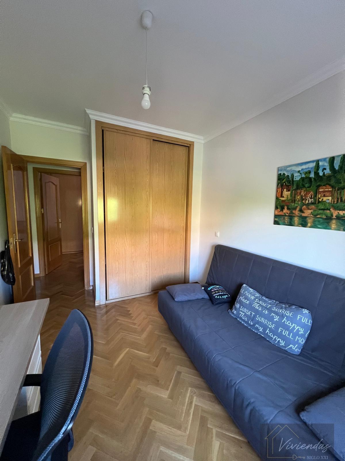 For rent of flat in Boadilla del Monte