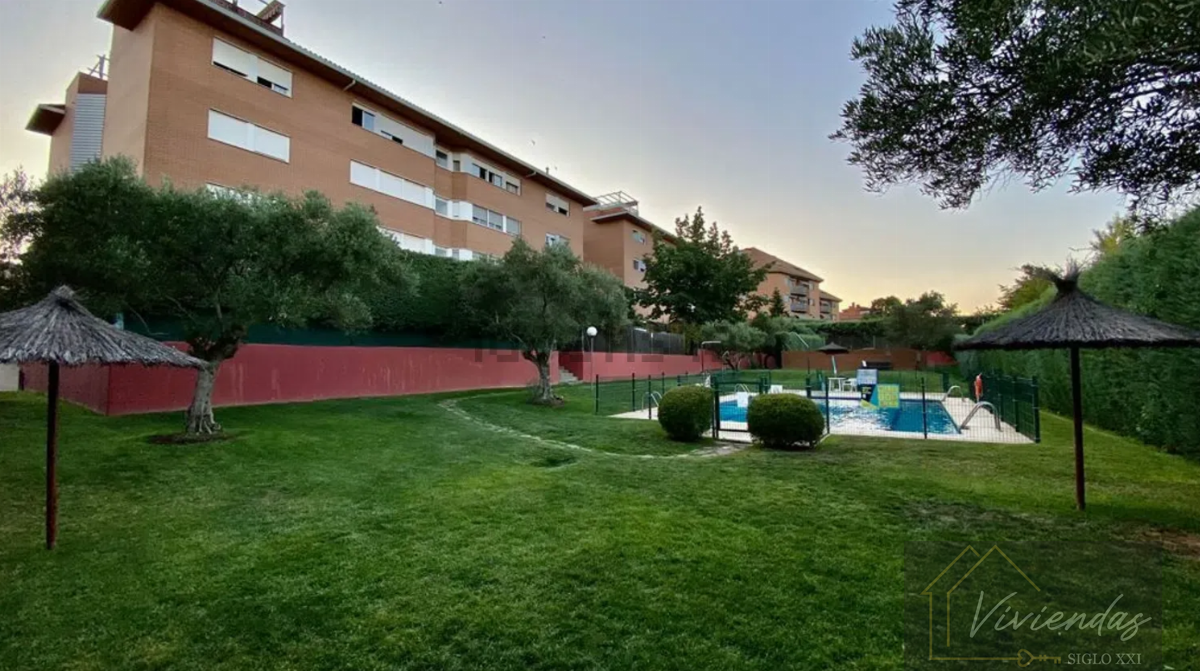 For rent of flat in Boadilla del Monte