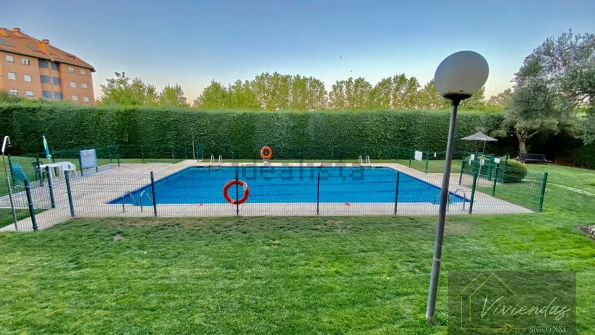 For rent of flat in Boadilla del Monte
