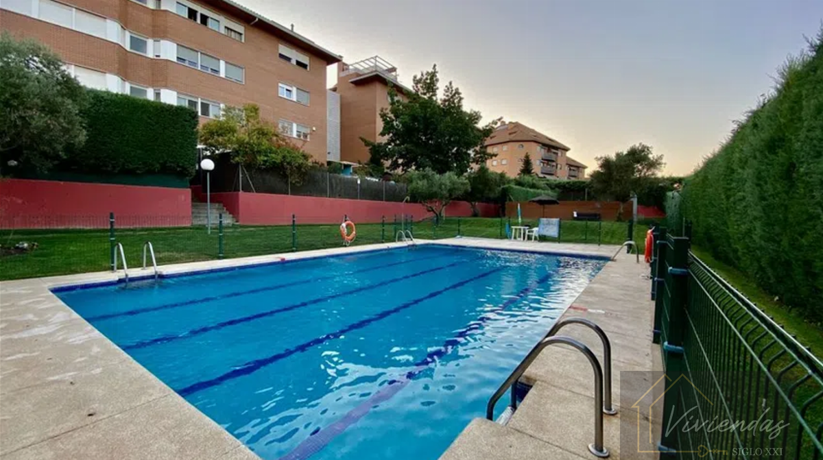For rent of flat in Boadilla del Monte