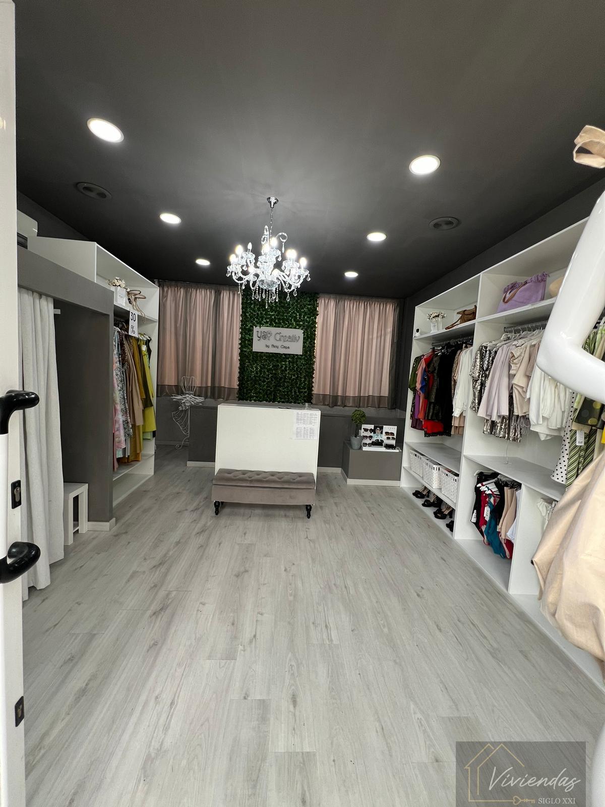 For share of commercial in Boadilla del Monte