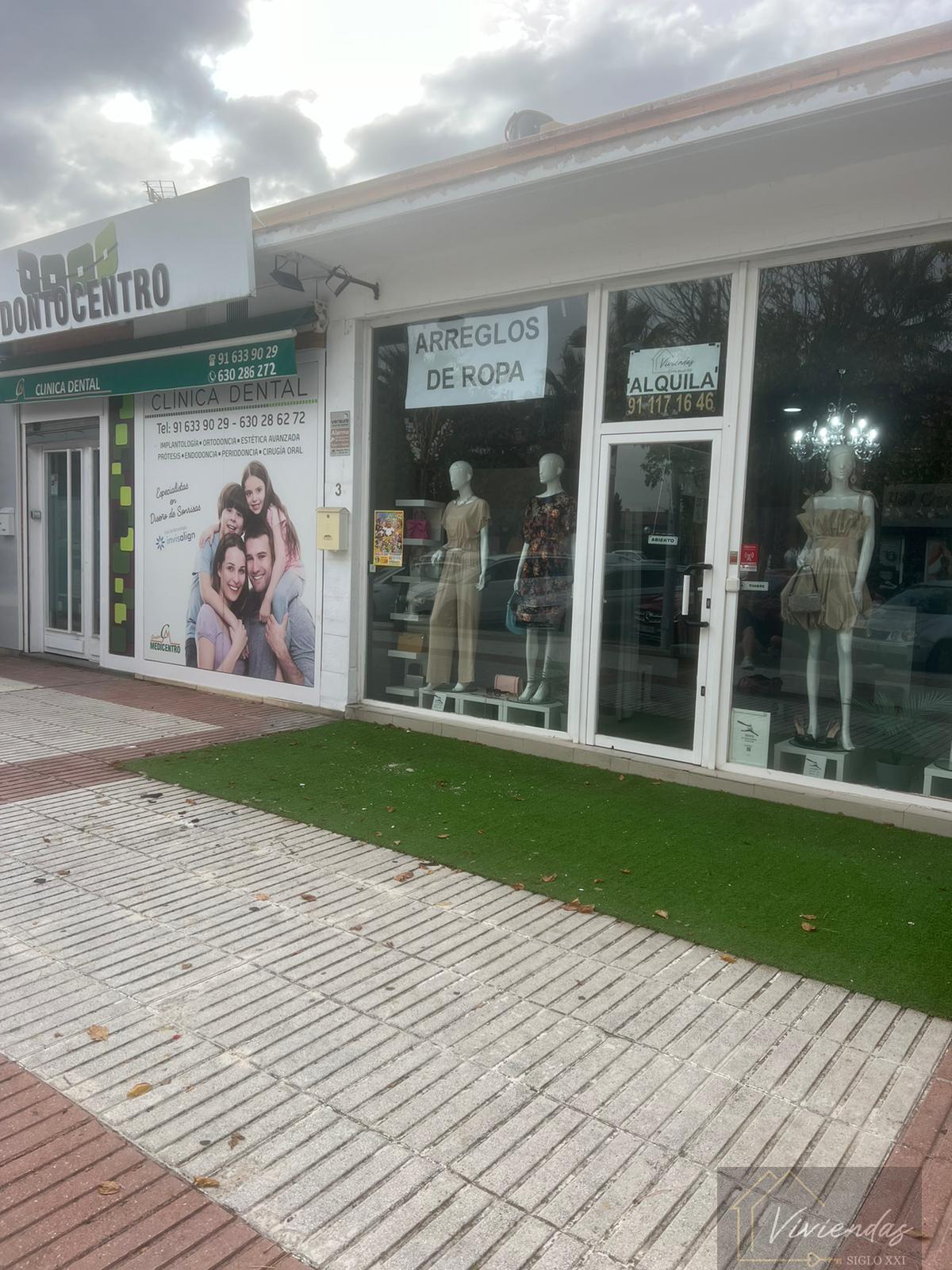For share of commercial in Boadilla del Monte