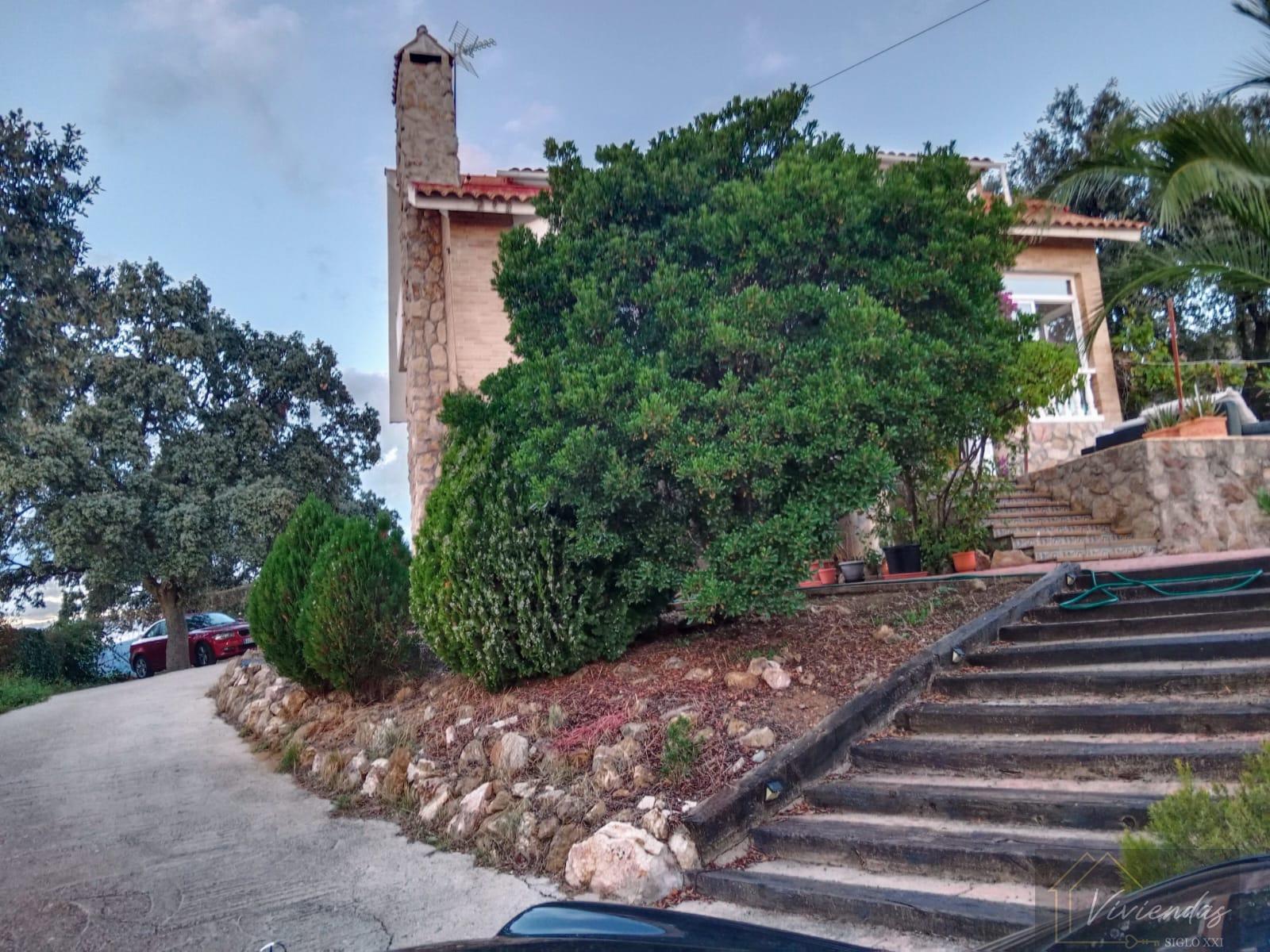 Venta de chalet en Valdemorillo