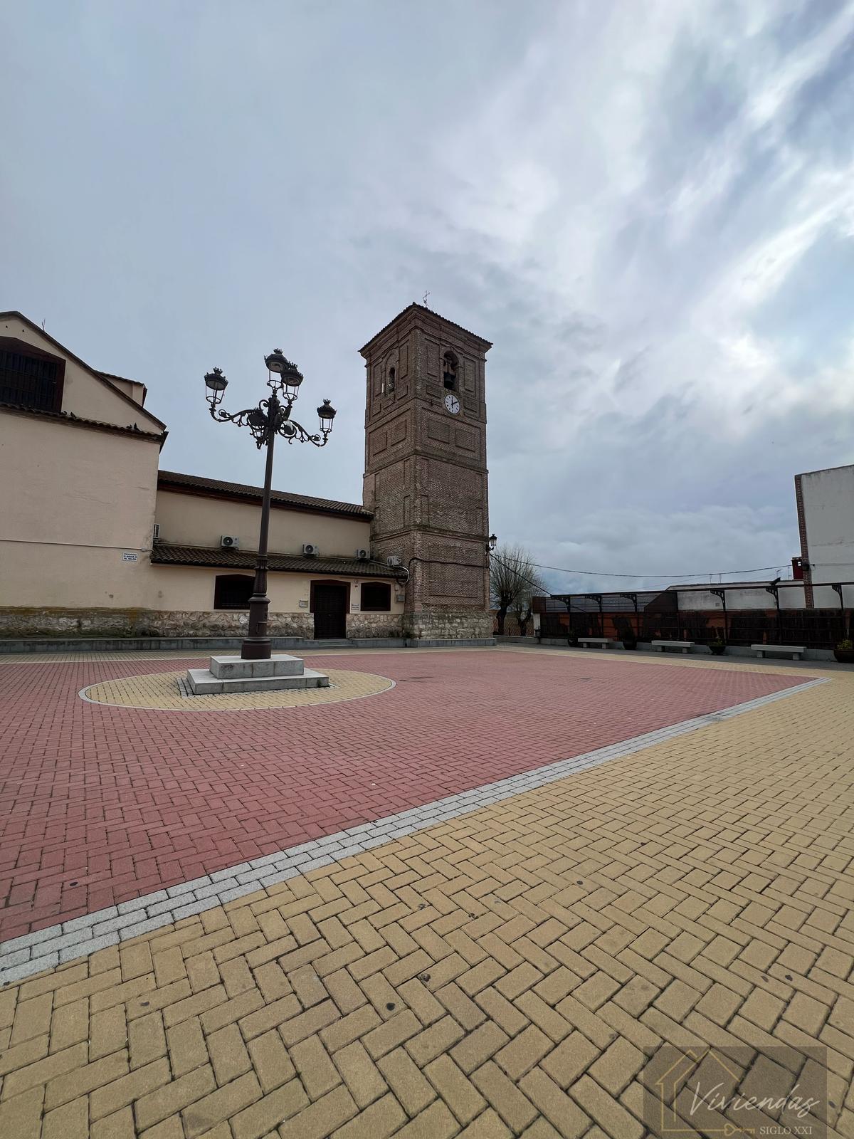 For sale of land in El Viso de San Juan