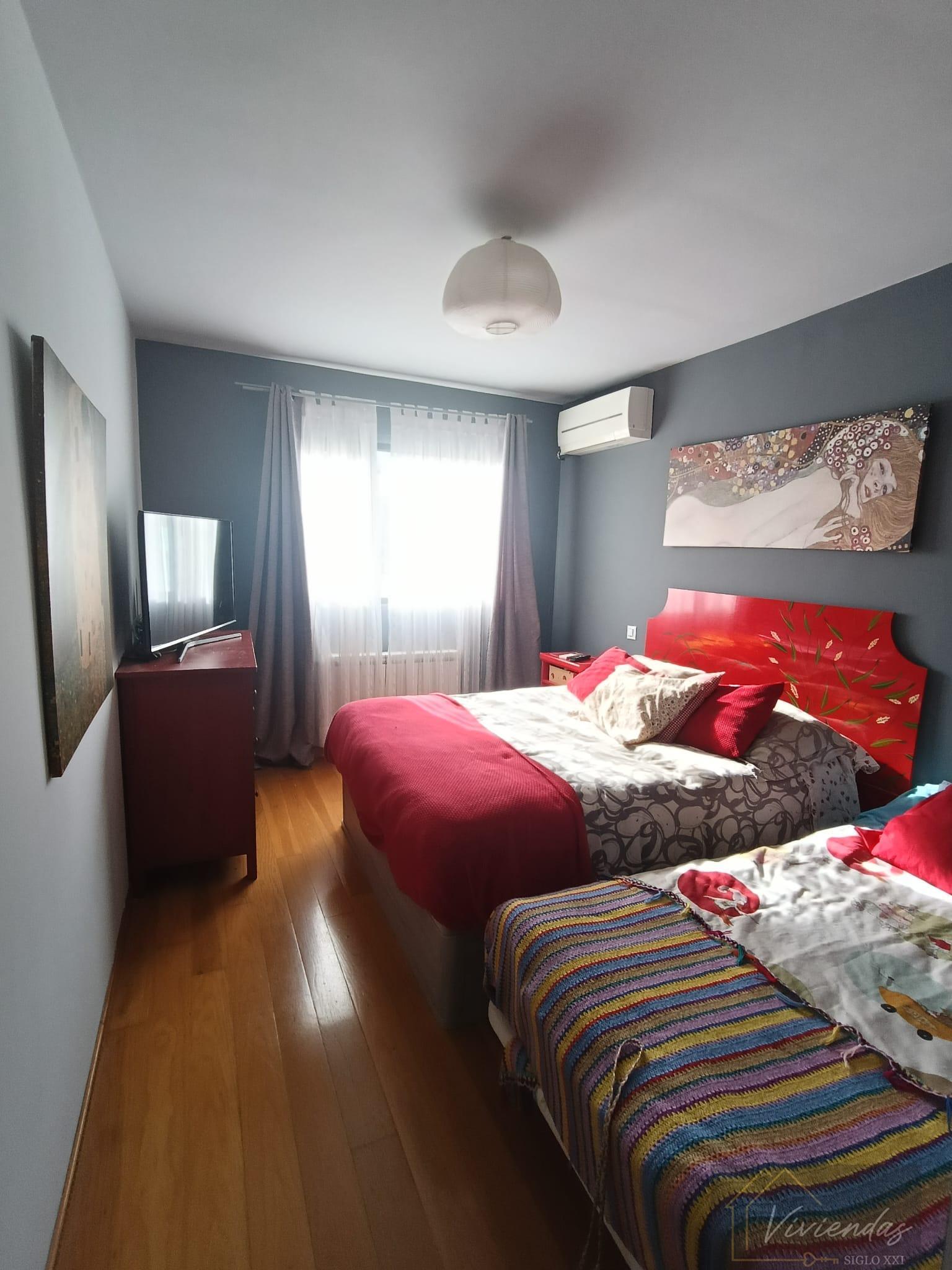For sale of penthouse in Villamanta