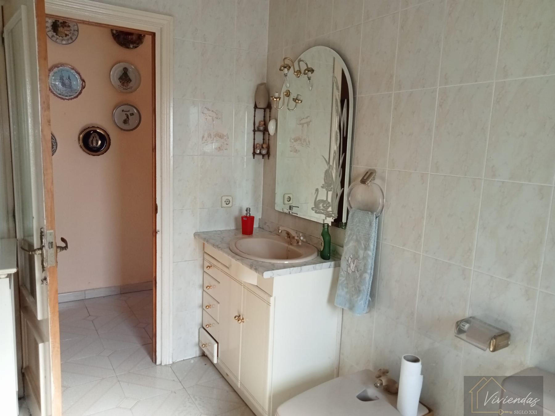 Venta de chalet en Villanueva de Perales