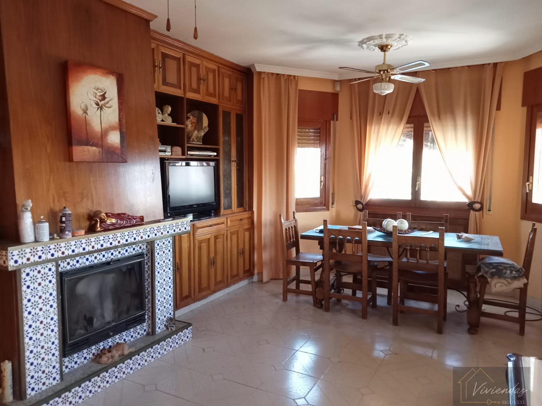Venta de chalet en Villanueva de Perales