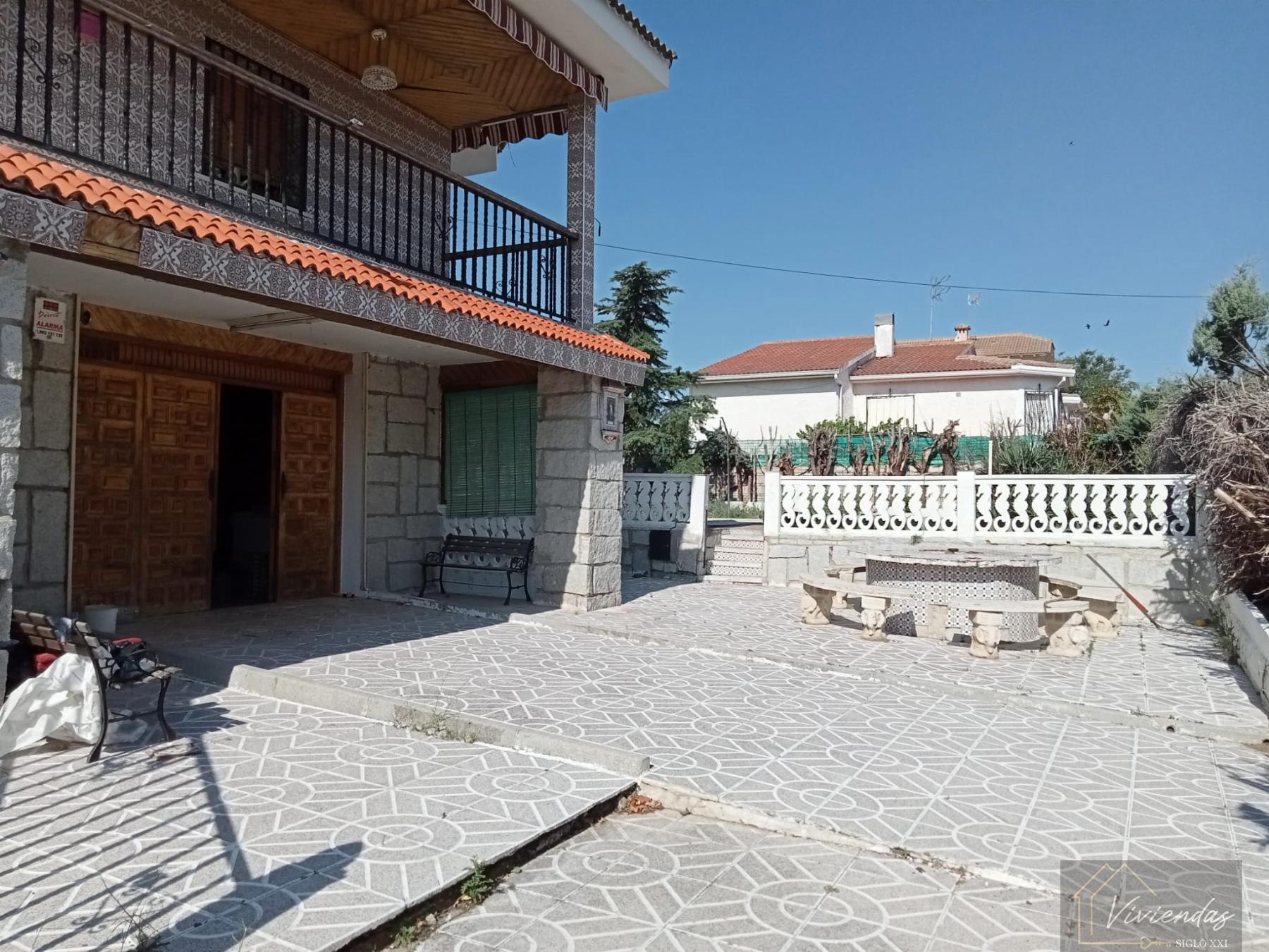 Venta de chalet en Villanueva de Perales