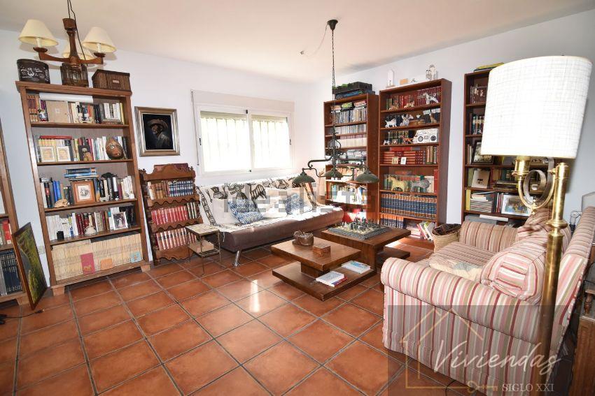 For sale of chalet in Valdemorillo
