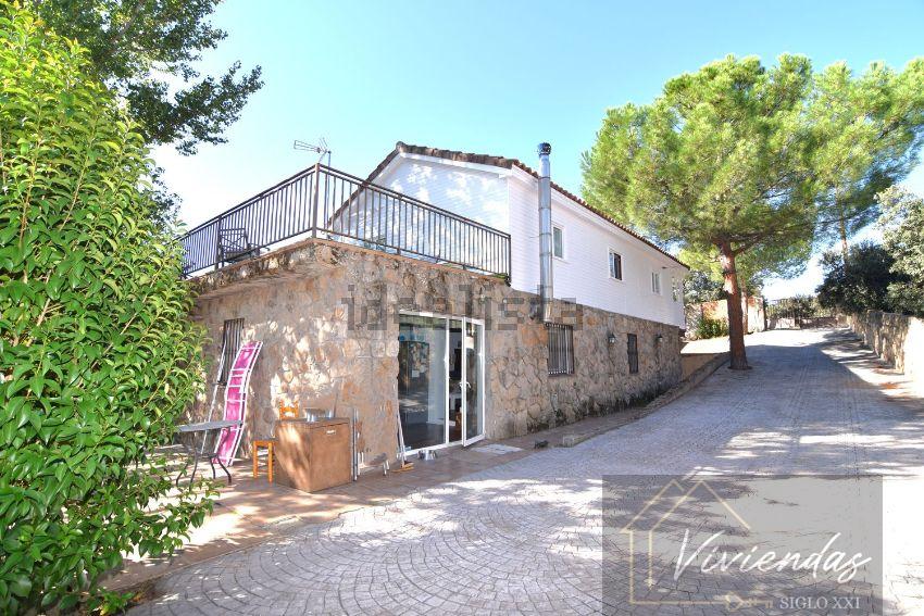 For sale of chalet in Valdemorillo