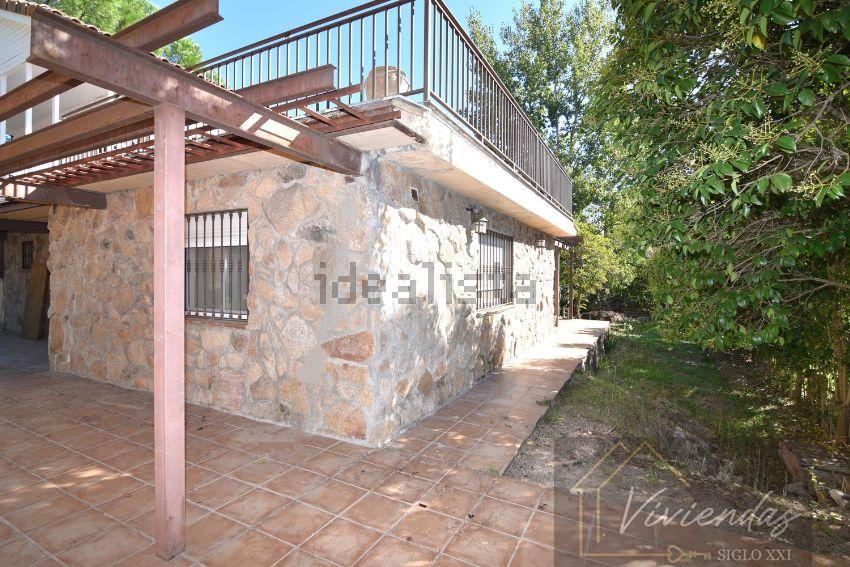 For sale of chalet in Valdemorillo