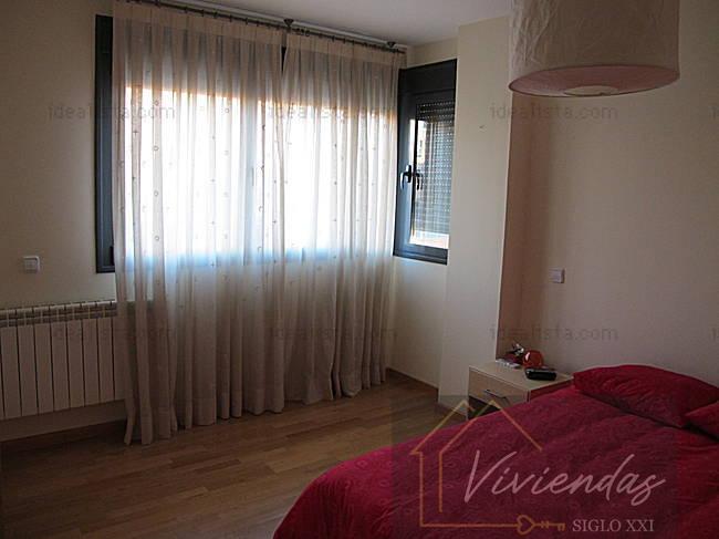 For sale of flat in Boadilla del Monte