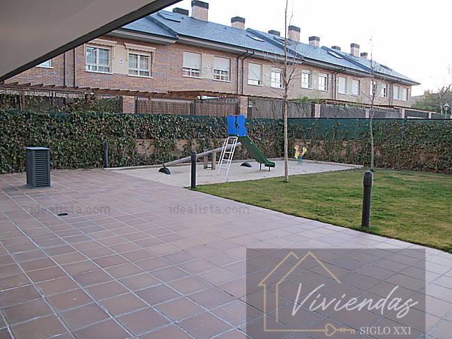 For sale of flat in Boadilla del Monte