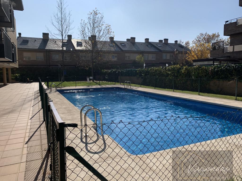 For sale of flat in Boadilla del Monte