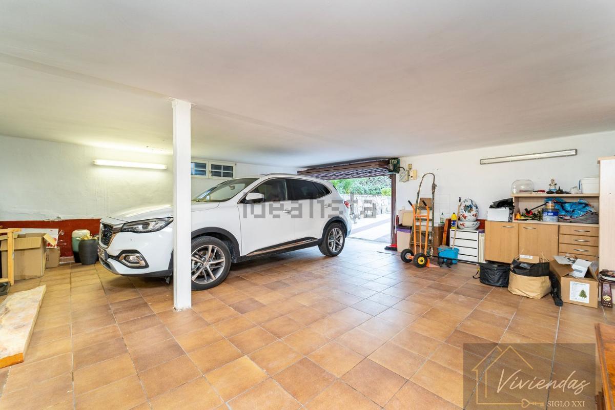 For sale of villa in Boadilla del Monte