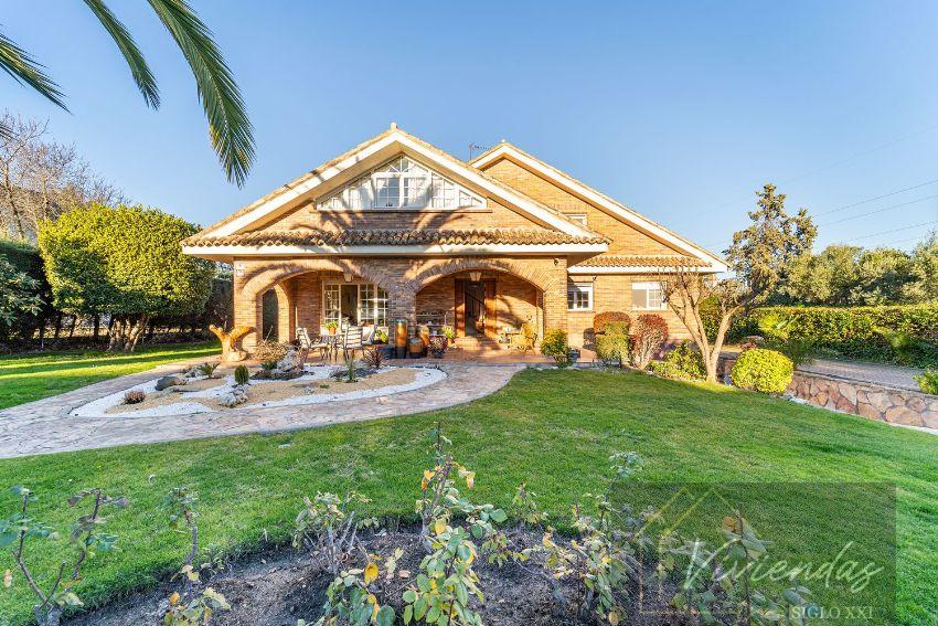 For sale of villa in Boadilla del Monte