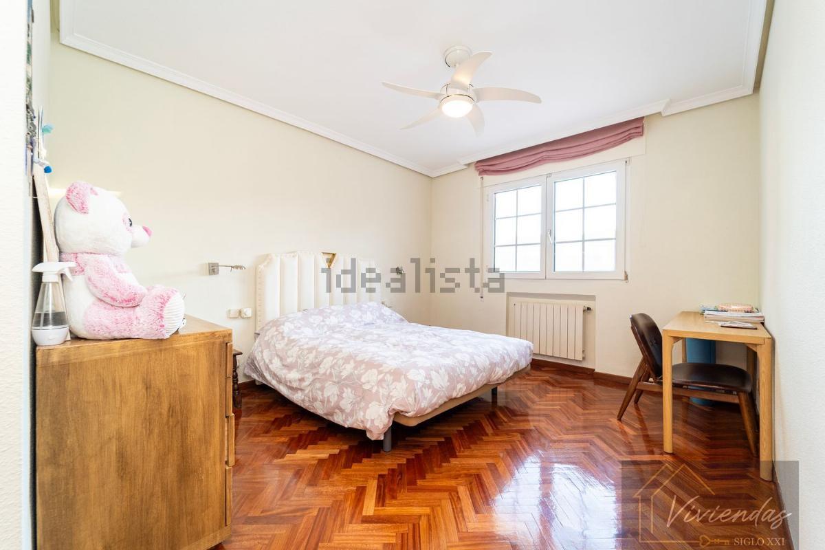 For sale of villa in Boadilla del Monte