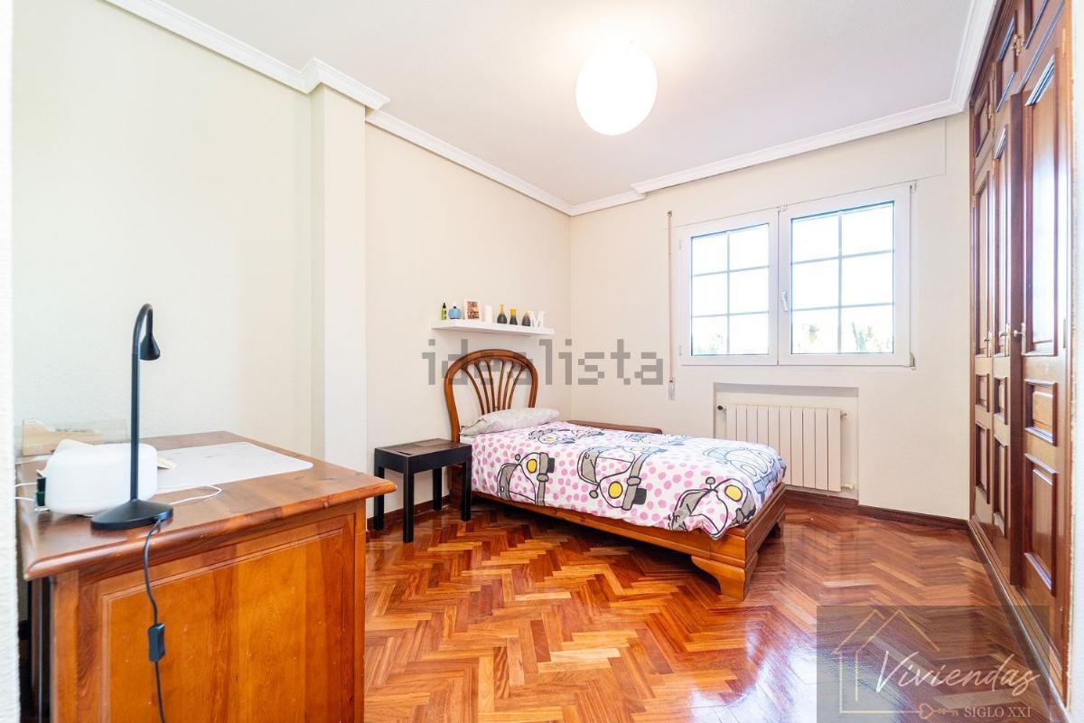 For sale of villa in Boadilla del Monte