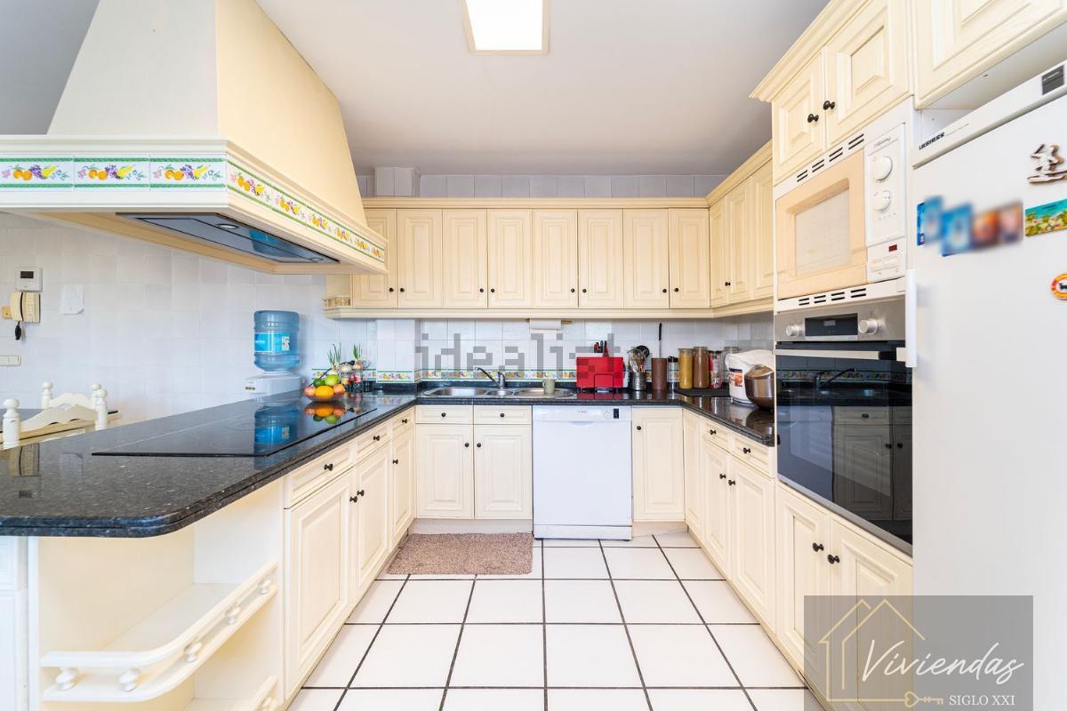 For sale of villa in Boadilla del Monte