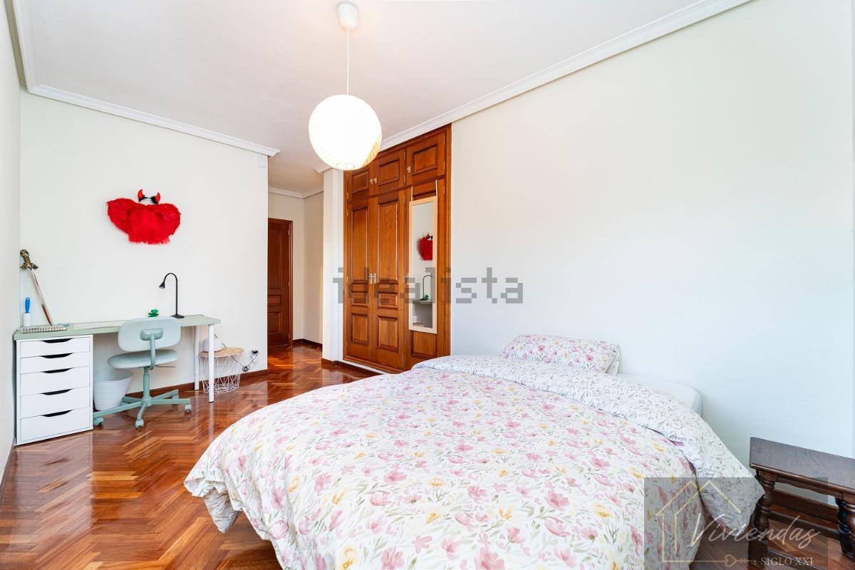For sale of villa in Boadilla del Monte