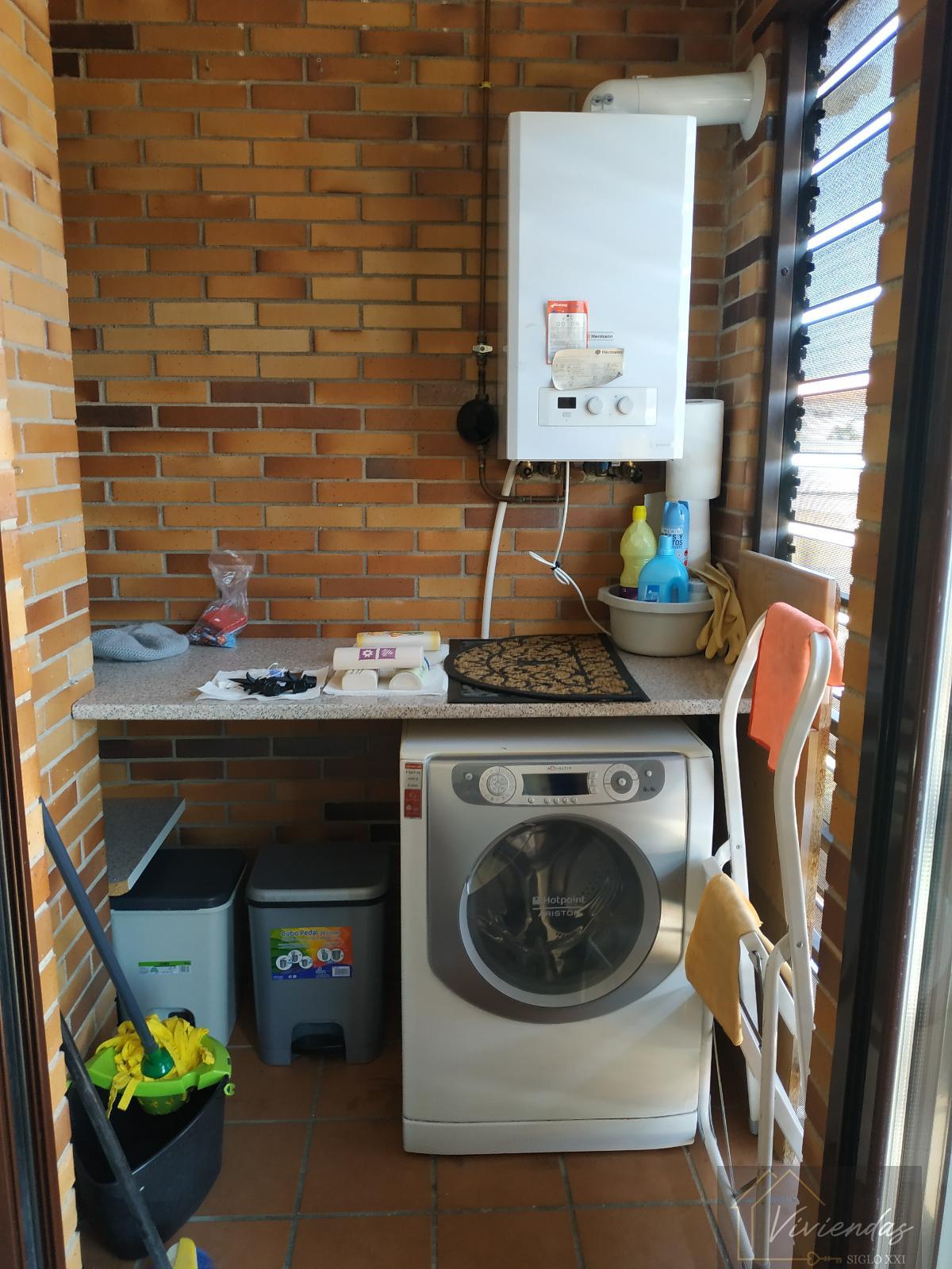 For sale of flat in Arroyomolinos