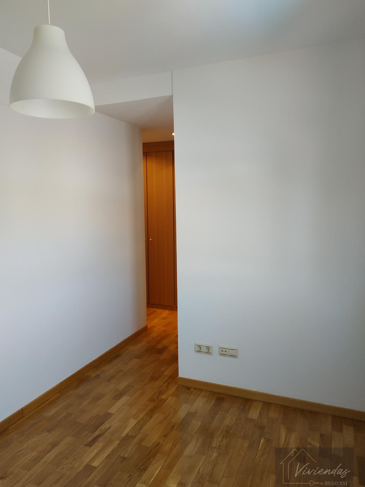 For sale of flat in Arroyomolinos