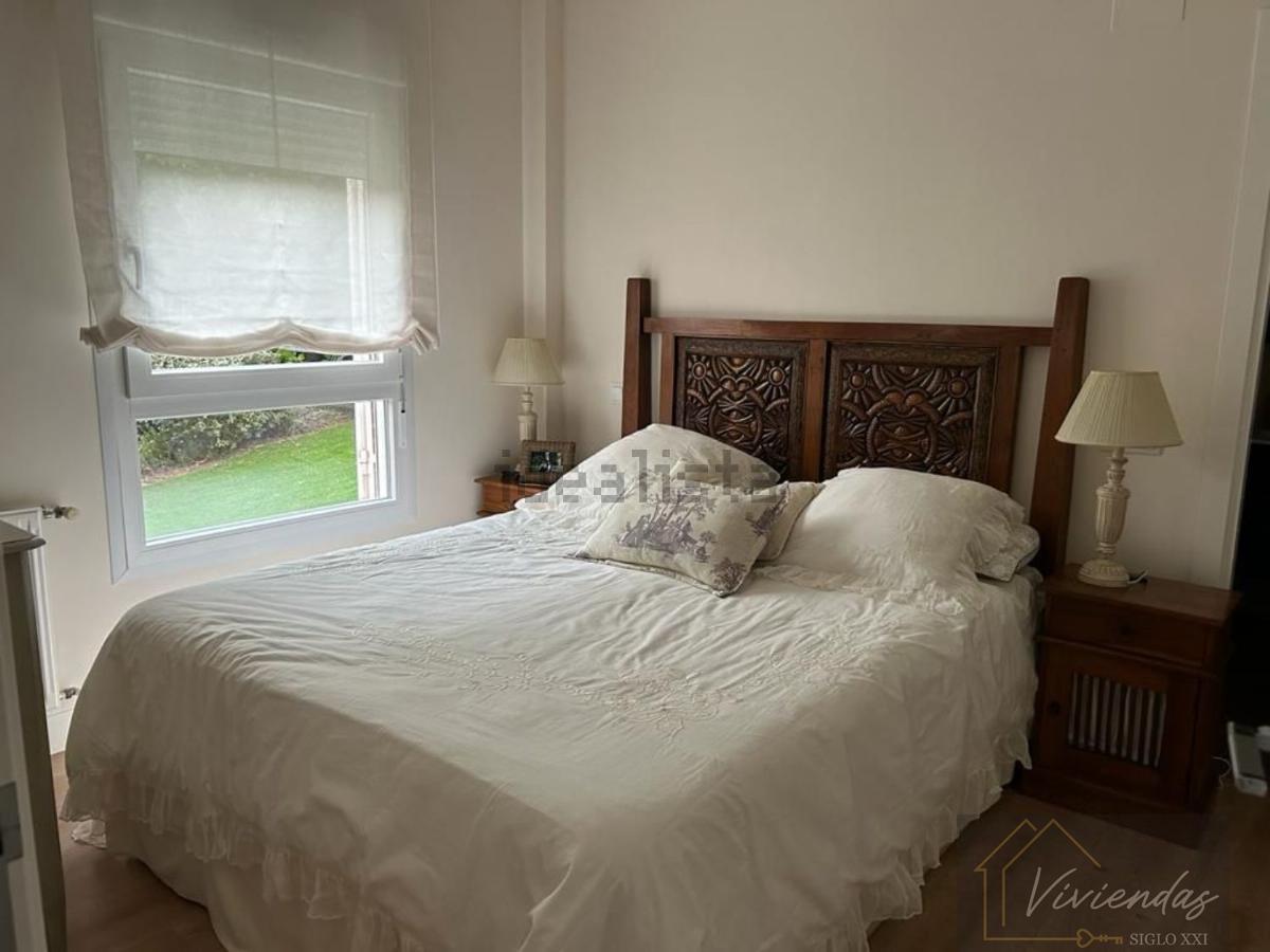 For sale of flat in Boadilla del Monte