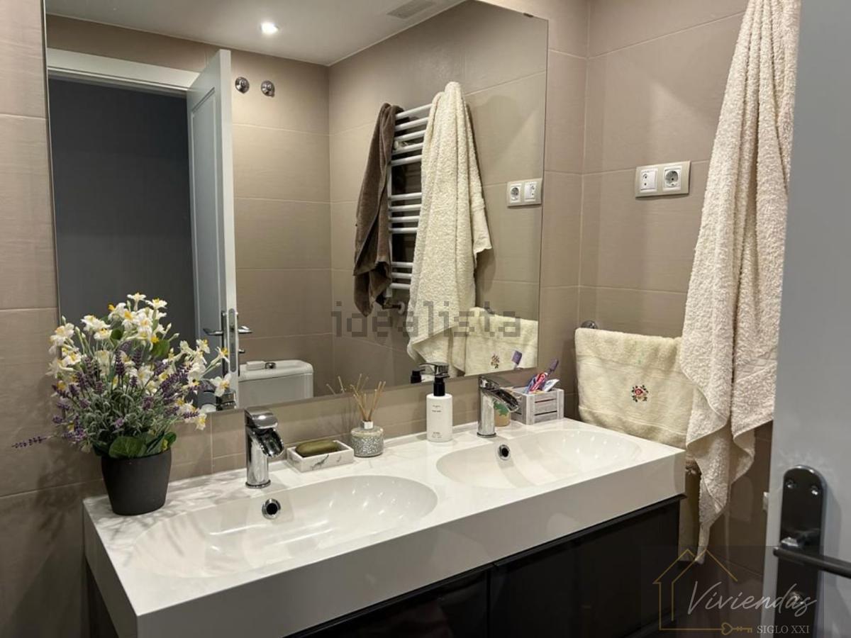 For sale of flat in Boadilla del Monte