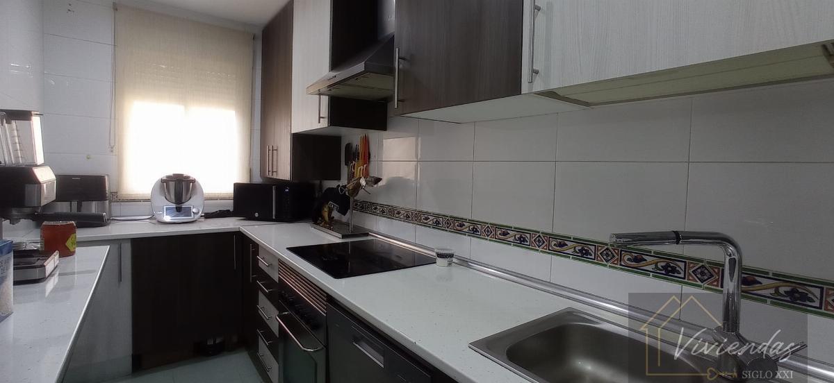 For sale of duplex in Villanueva de Perales