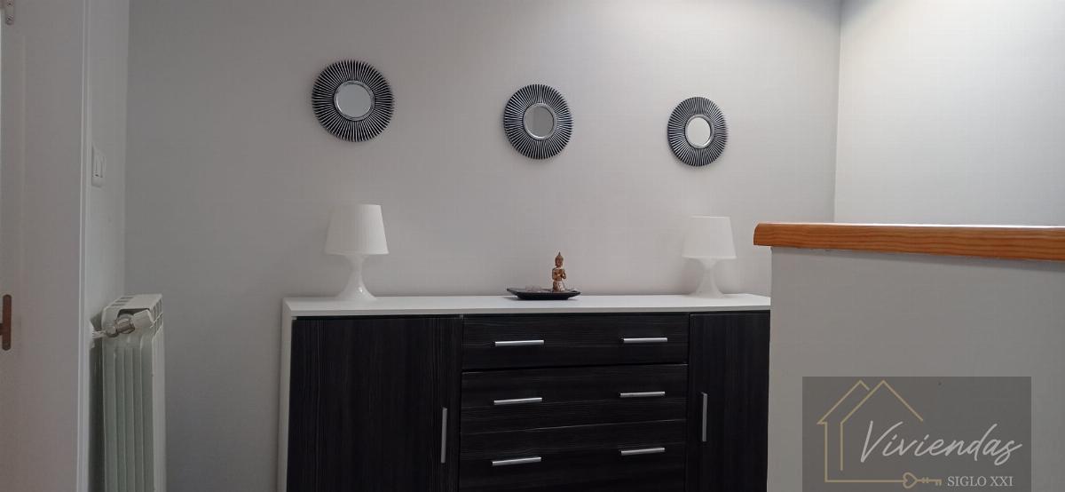 For sale of duplex in Villanueva de Perales